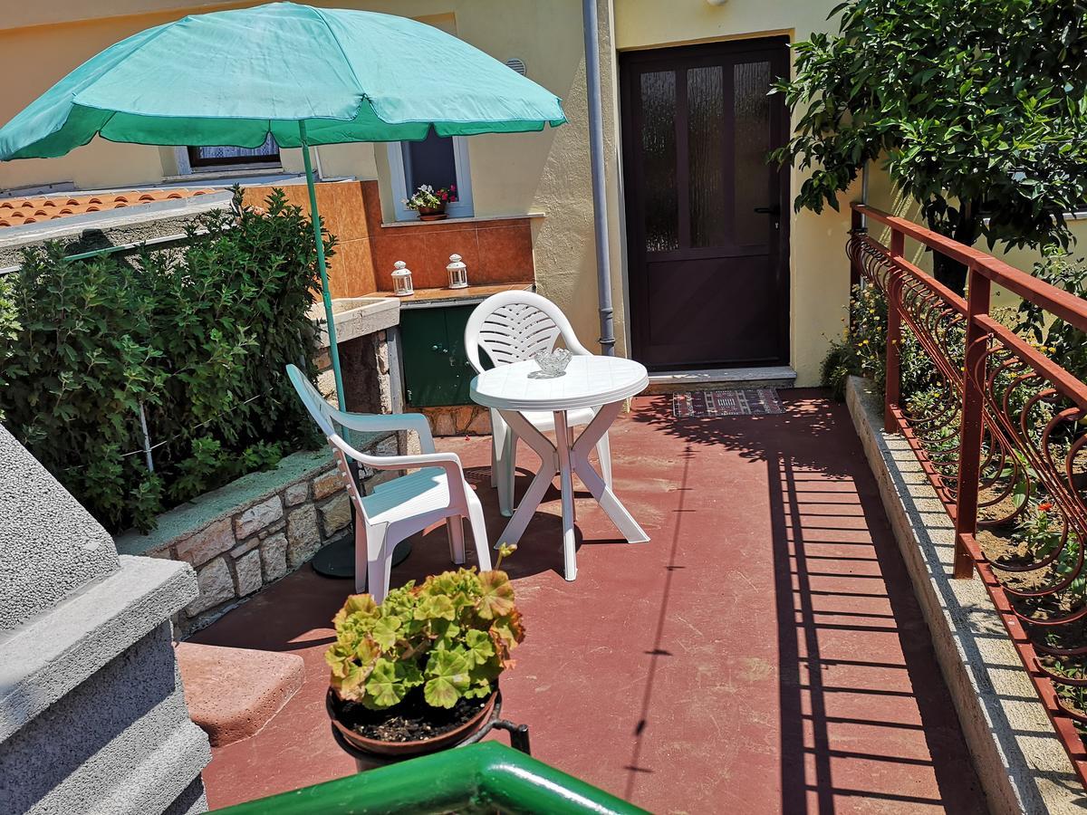 Apartment Zelina Малий Лошинь Екстер'єр фото